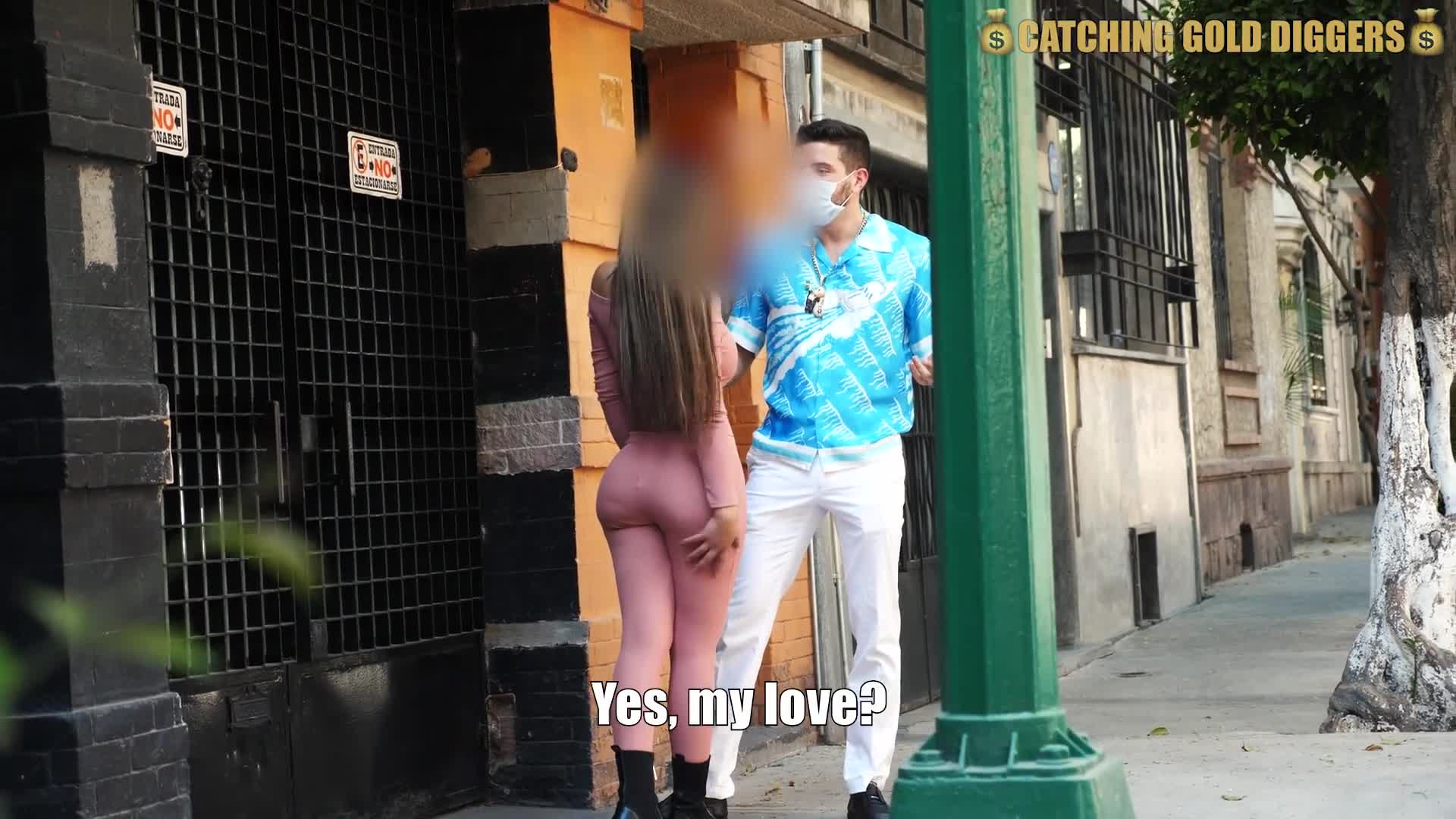 【自整理】欧美帅哥到街上搭讪路人美女，骗到家里来用大鸡巴给小姐姐疏通下水道！[104V] (52)