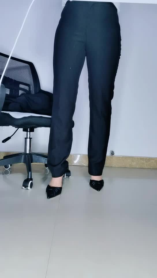 【林安安】办公室制服白领~真空丝袜上班跳蛋【11V】 (7)