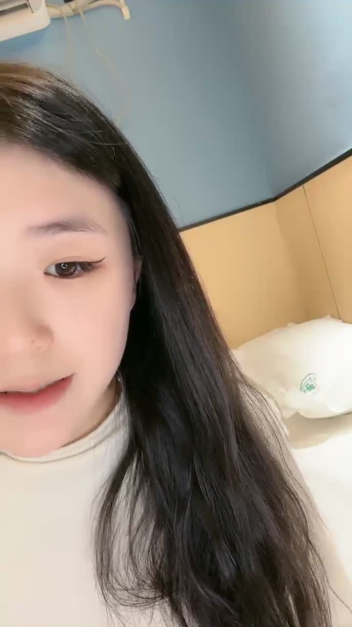 【成都丝丝】每天被男友调教~精液内射填满【26V】 (25)