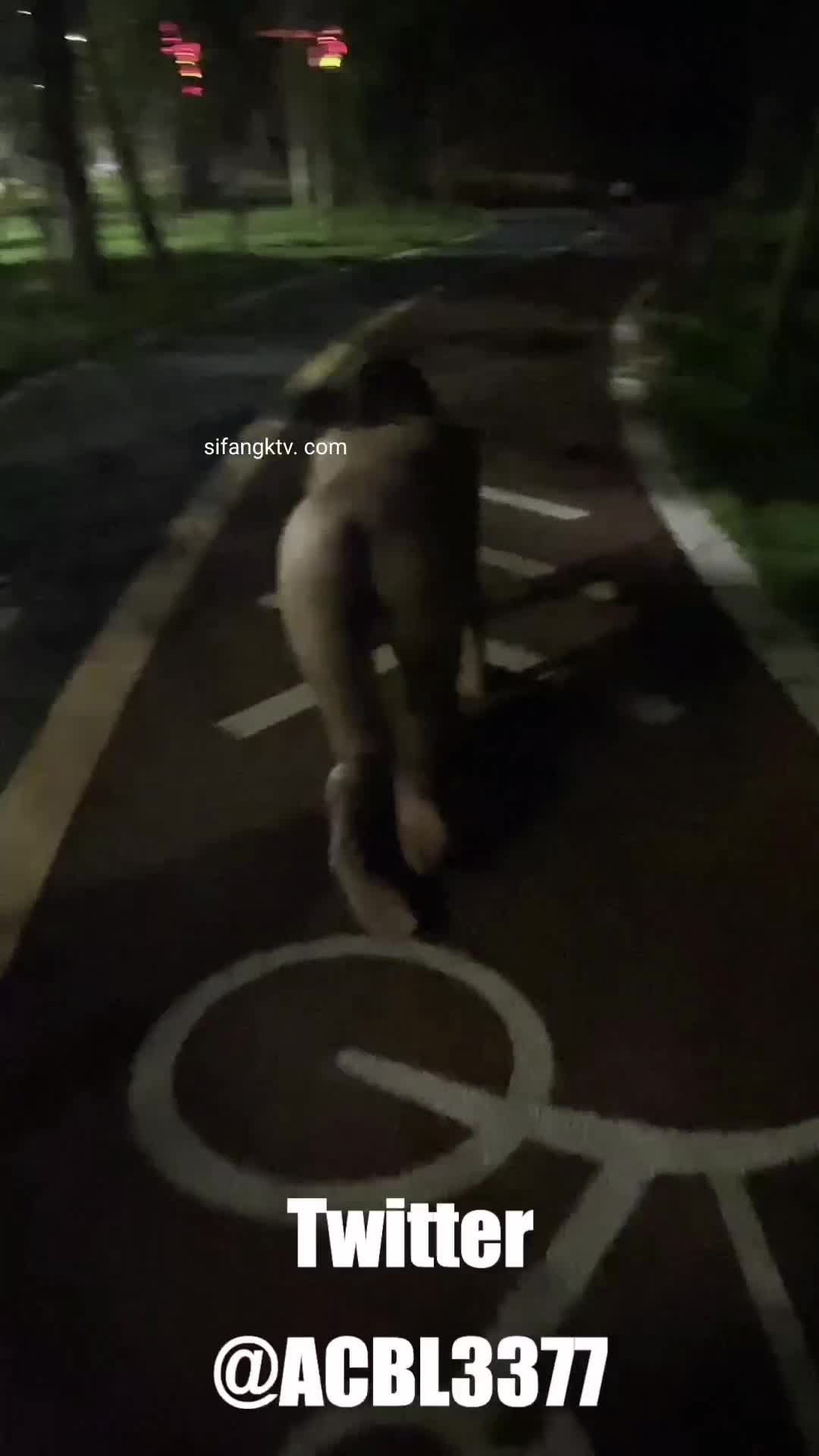 【自整理】户外露出爱吃菠萝合集【59V】 (29)