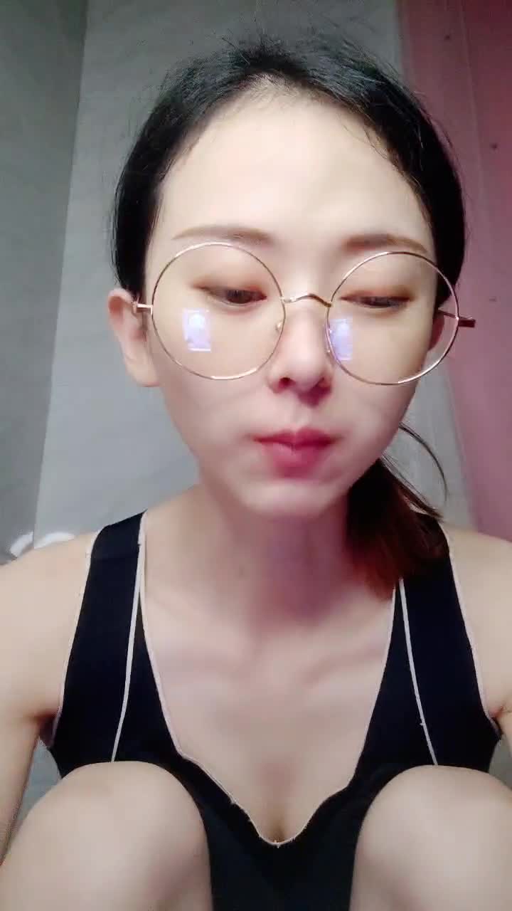 【小娘子相遇】淫液多多~炮击狂插~阴毛旺盛【11V】 (10)