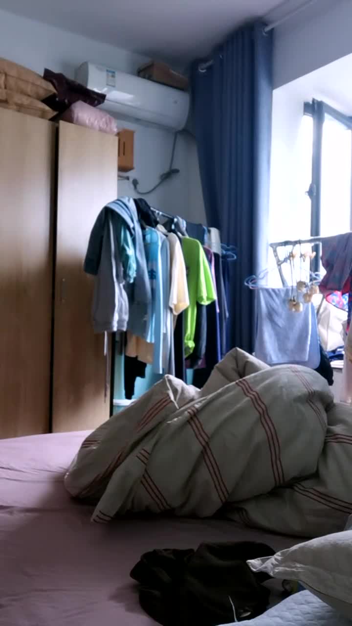 【乘务员妹妹】G奶学妹天然美乳~黑牛狂震~强震骚逼~爽到出白浆【87V】 (61)