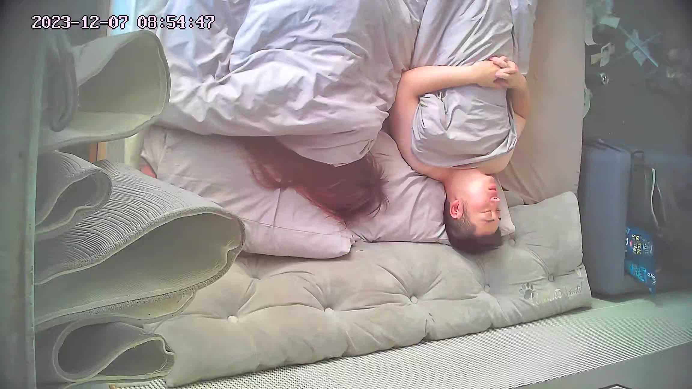 酒店偷拍~安防精品~女孩被大力操穴干哭了(后续）【11V】 (10)