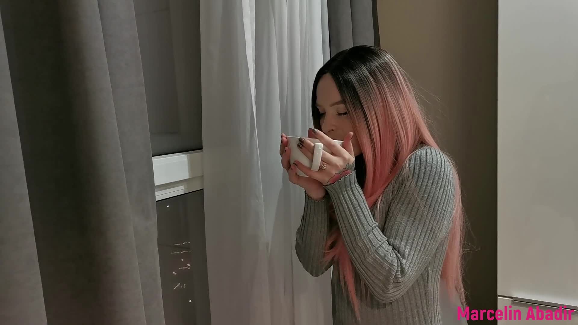 Трахнул Marcelin Abadir в Задницу, чтобы согреть её (ph5dbb6ab0bedf6)