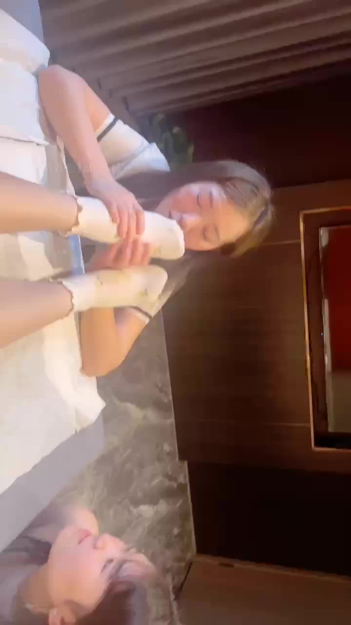 【女女调教系列】橘子没熟【90V】 (34)