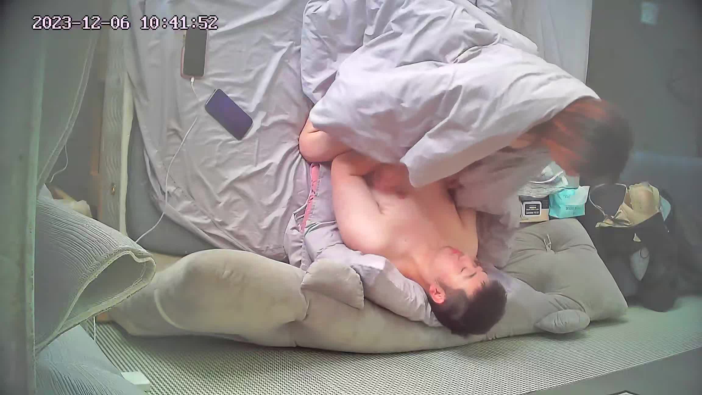 酒店偷拍~安防精品~女孩被大力操穴干哭了(后续）【11V】 (6)