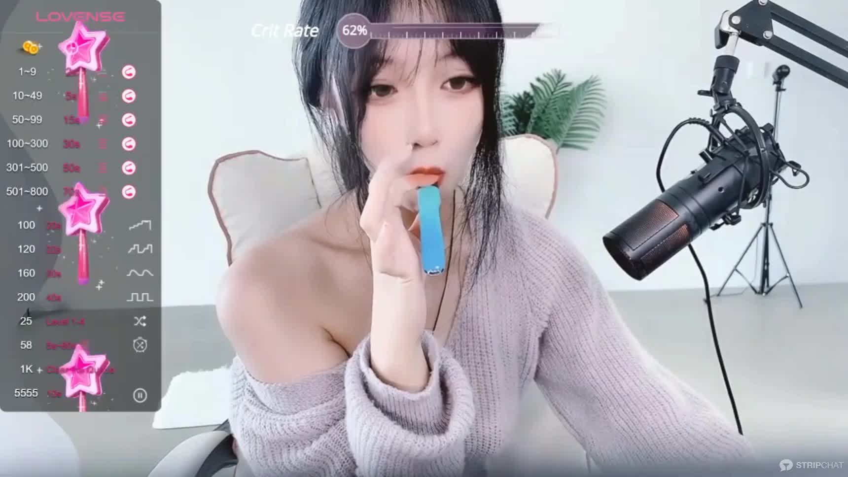 【Qiu_Kiyomi】大屁股极品美乳~劲爆裸舞~道具自慰【32V】 (17)