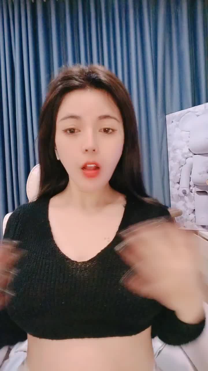 【小野猫】P2 妩媚小美女道具插不停 11月29-12月6 【21V】 (18)