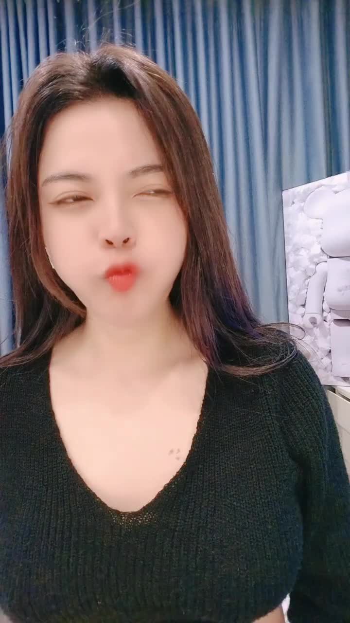 【小野猫】P2 妩媚小美女道具插不停 11月29-12月6 【21V】 (19)