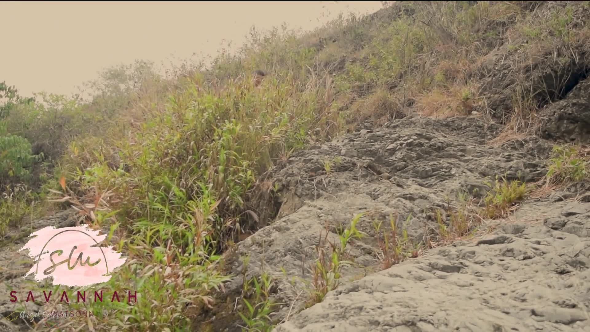 I fuck a stranger in the river after playing with my boyfriend (ph60ae598e82636)