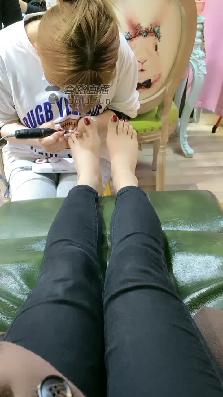 阿月裸足的不同视角59-55