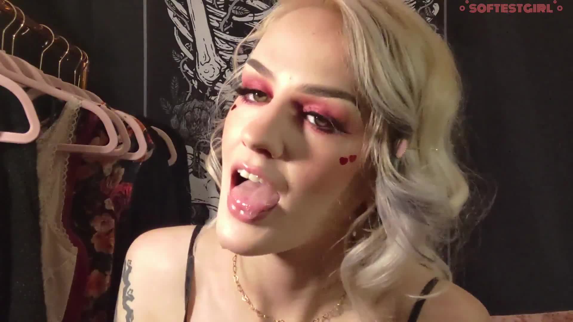 spit cupid (ph60257f9d411d2)