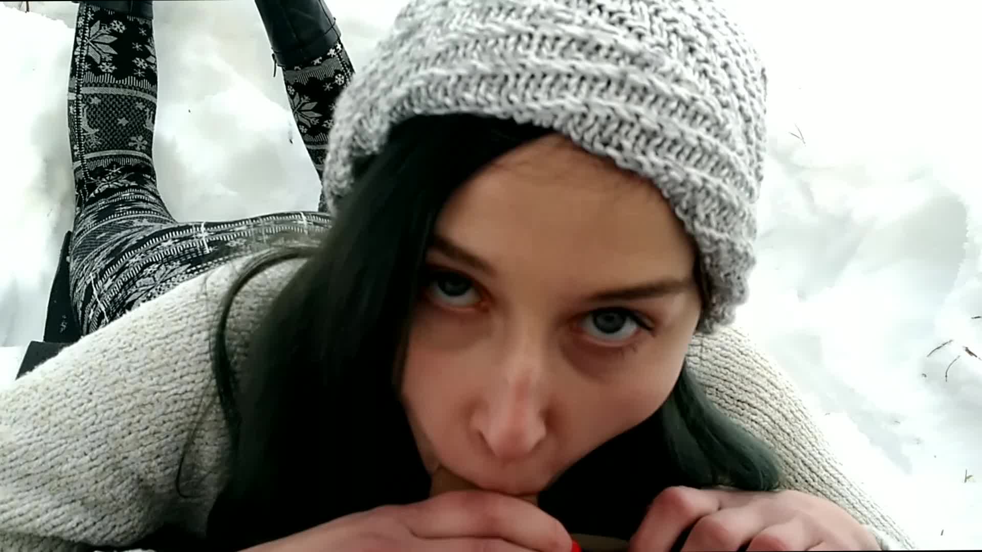 Cold Public Blowjob ｜ POV, Cumshot, Facial (ph5ab2b0fb0a7a5)