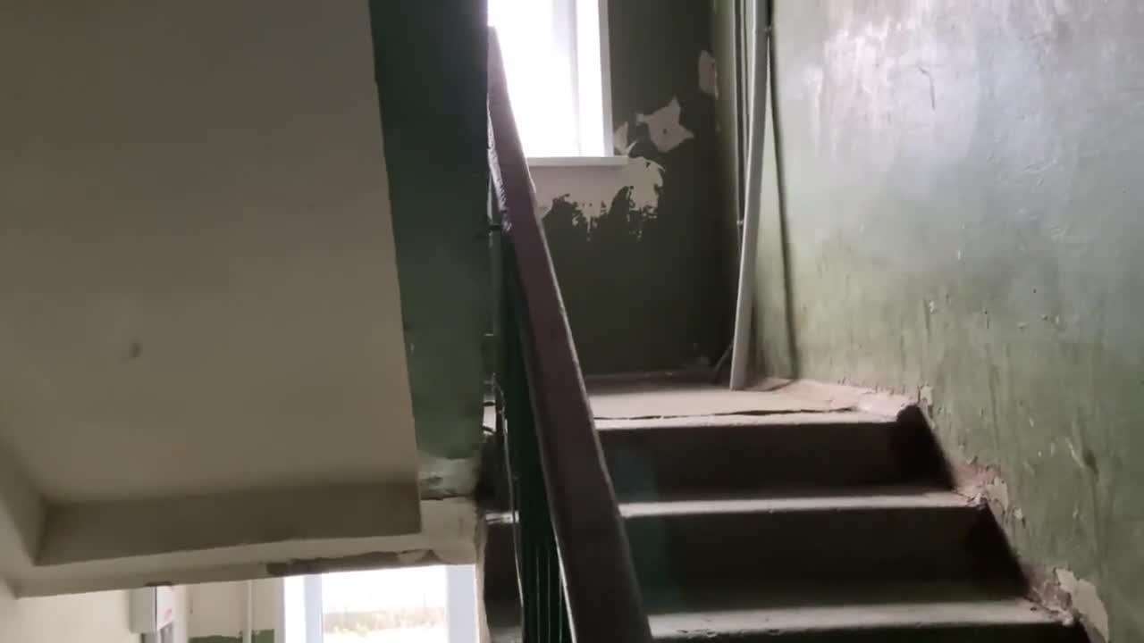 0095 - BLOWJOB IN THE ROOM - I meet my husband in the stairwell and masturbate my pussy (ph6368d6844ae3e)