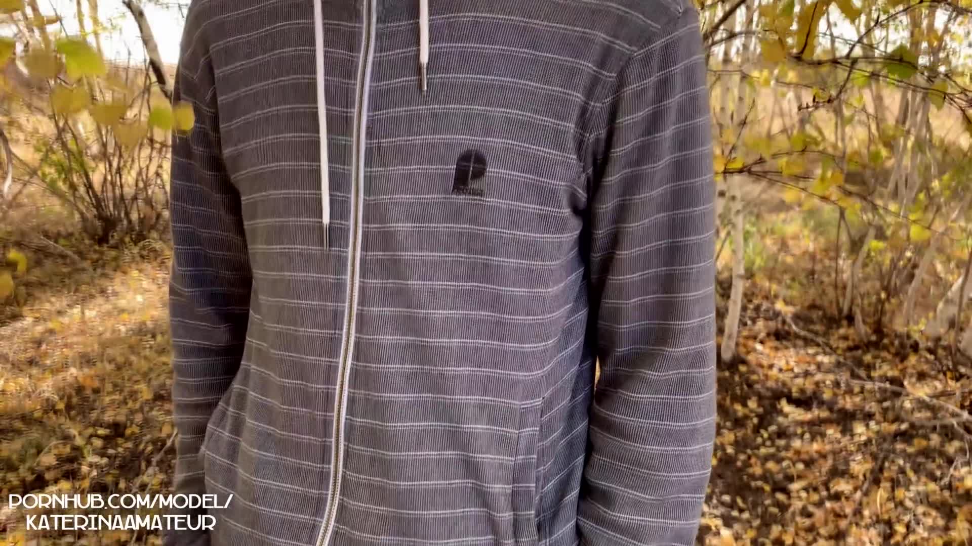 0043 - I met a stranger in the forest and did him Handjob and Blowjob. From Girl Point of View ：) 4K (ph5fad1bbd310ca)