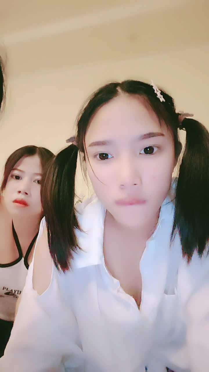 双校花下海玩3P！超级漂亮~【好色萝莉】帝王级享受【10v】 (8)