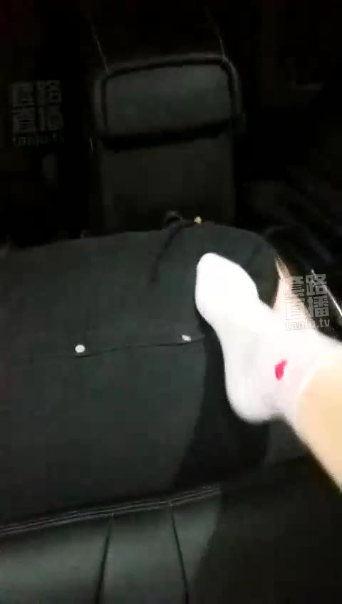 在车内调戏-维妮