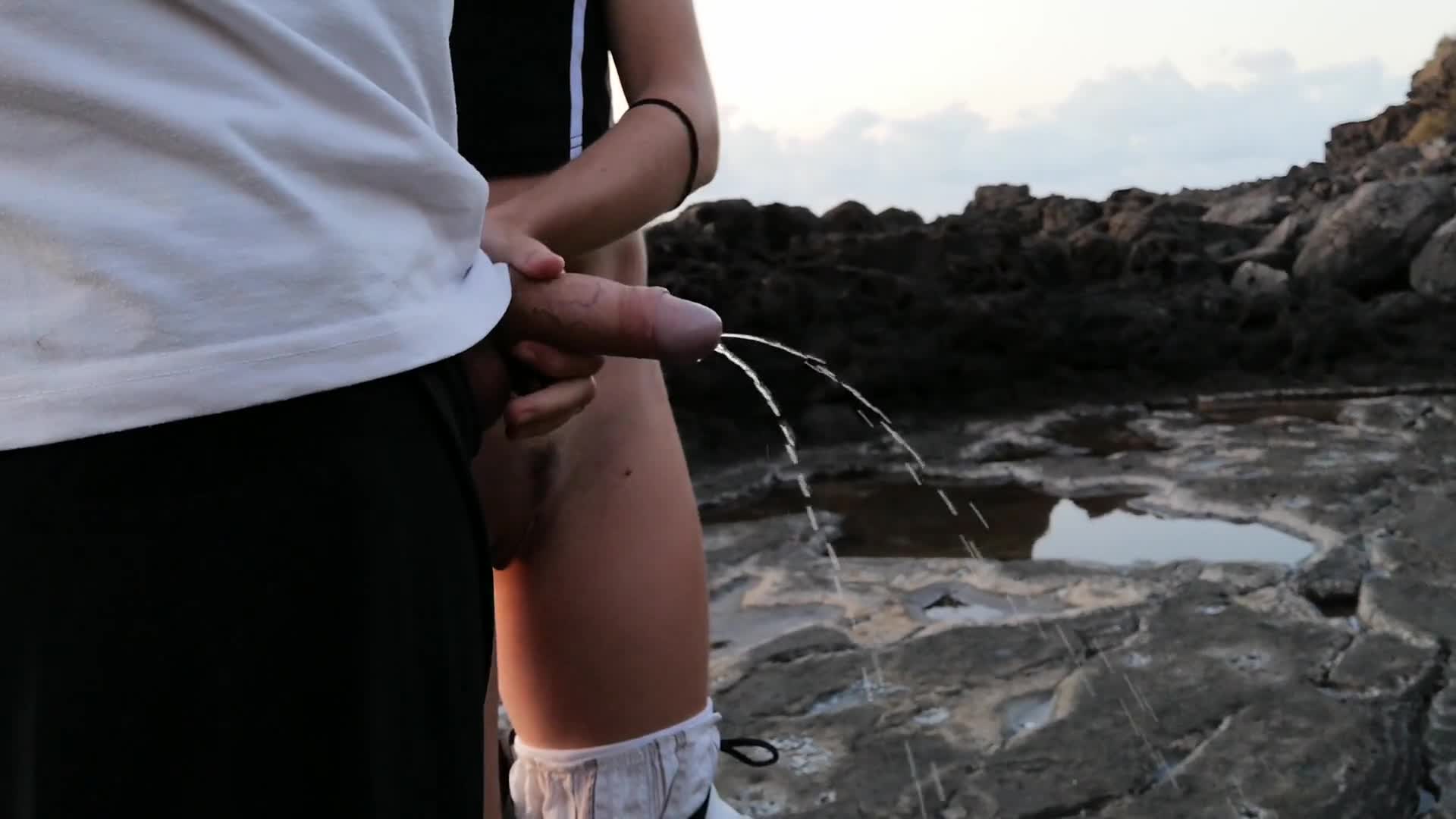 0132 - She jerks me while I pee (ph610b13a6bf0ae)