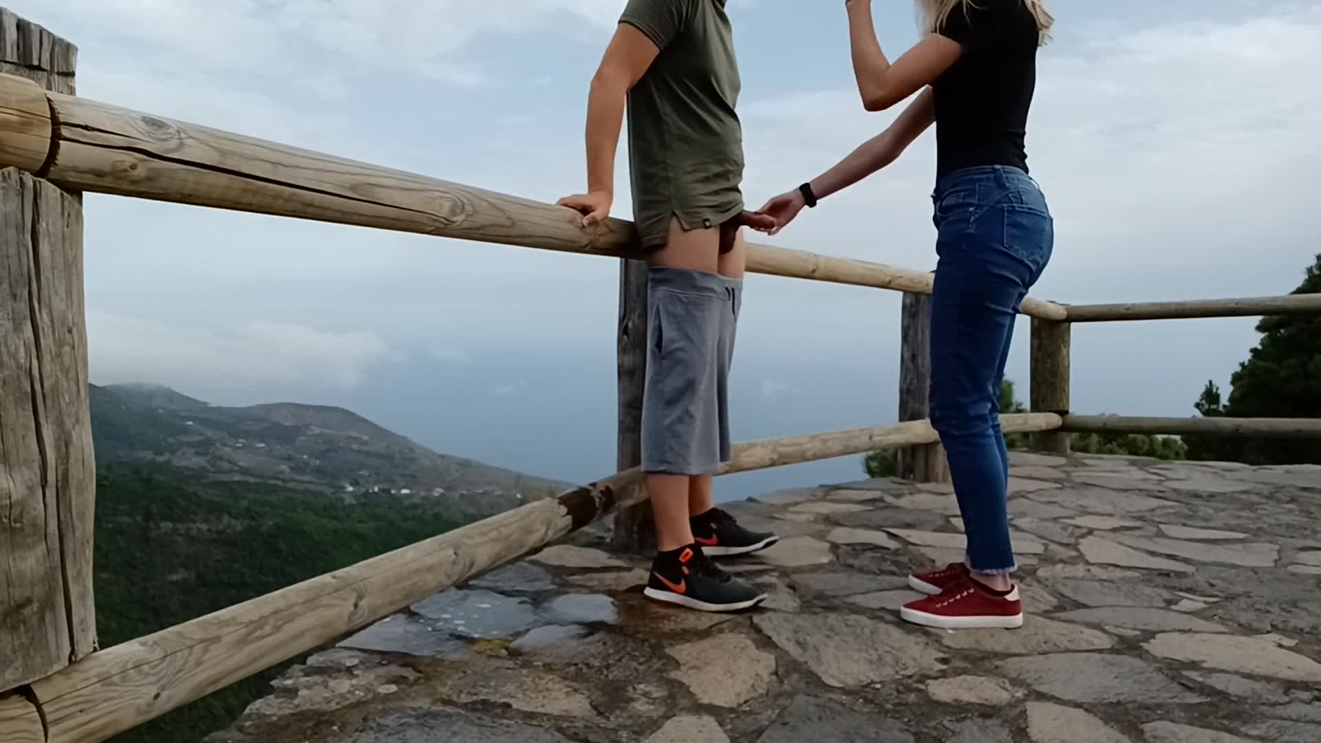 0039 - She knows that I need to pee and helps me in a tourist place (ph630ab3e62ac78)