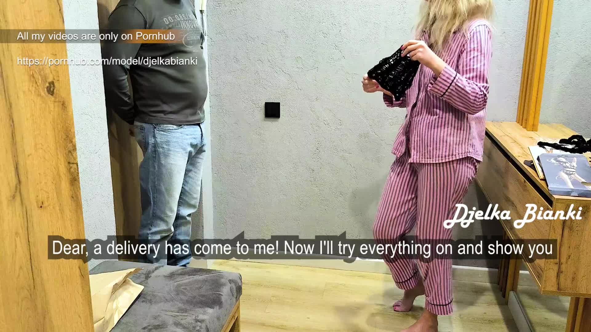 0020 - Slutty Wife fucks with a Delivery Guy and helps her husband Cum on her - Djelka Bianki (63fe0583c2e46)