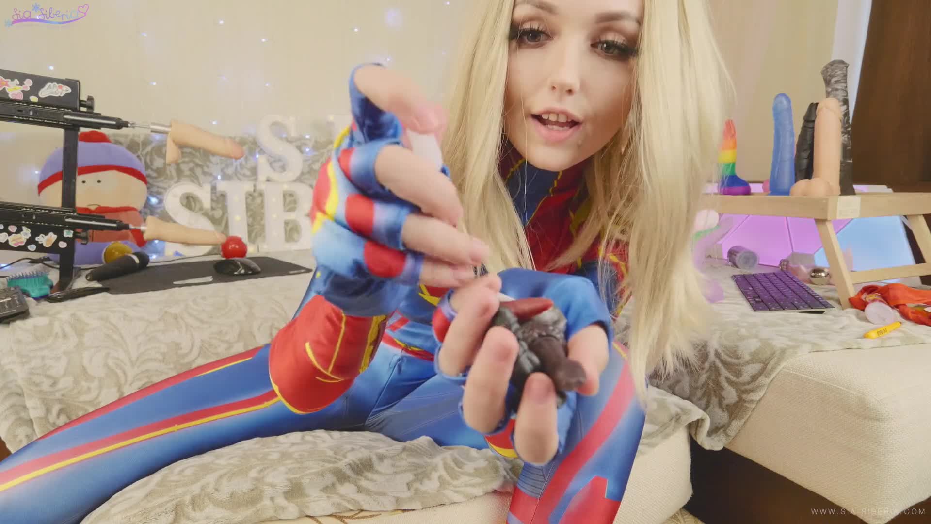 0122 - Amateur teen in suit Captain Marvel tests new toys Bad Dragon Sia Siberia (ph5cbd4260b5144)