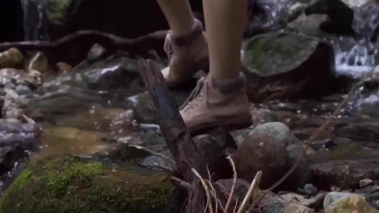 0066 - Girl makes boyfriend cum outdoors (public blowjob) (ph5f2a20c64b636)