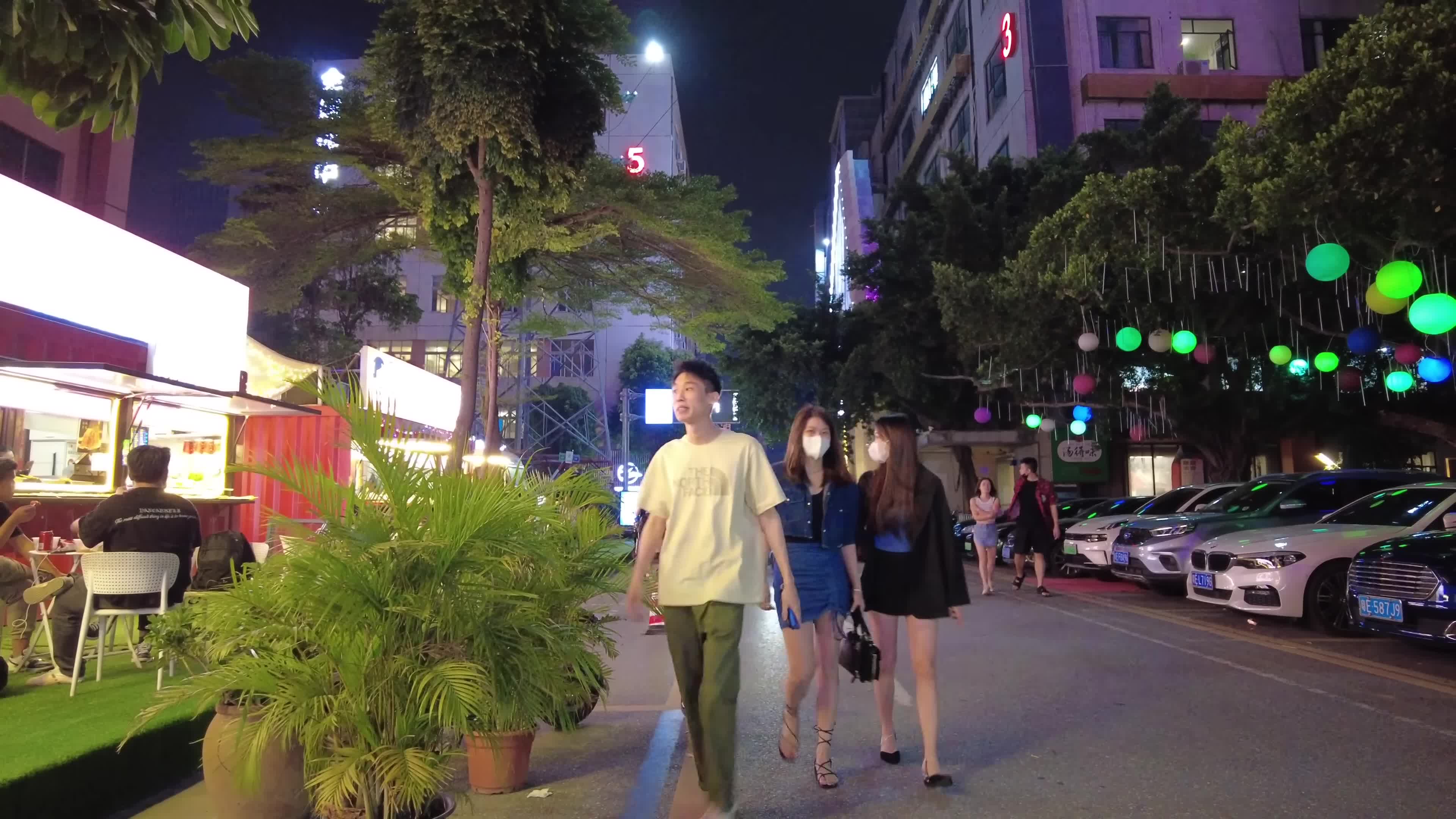 4K街拍佛山禪城區 祖廟 嶺南天地 夜市酒吧街夜生活Lingnan World,Zumiao,Foshan,Guangdong Province,China,nightlife