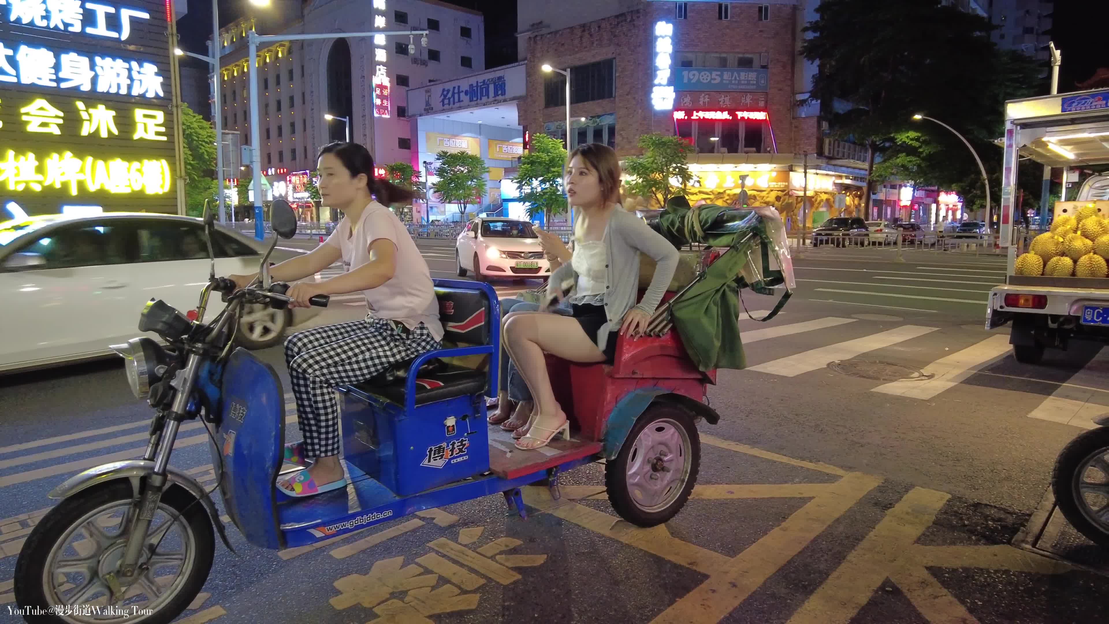 4K街拍中山市區 夜生活 中山市最大步行街孫文西路步行街Zhongshan,Guangdong Province,Sunwen West Road Pedestrian Street