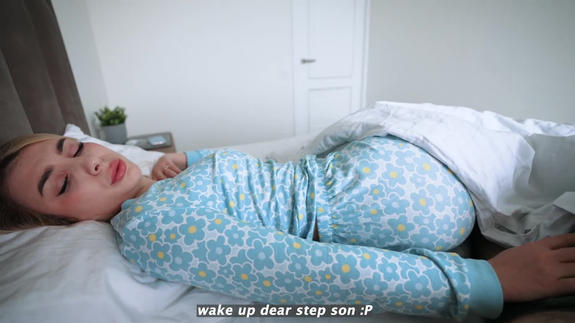 My whore step mom wakes me up in the best way she knows! (6439de1975aa6)