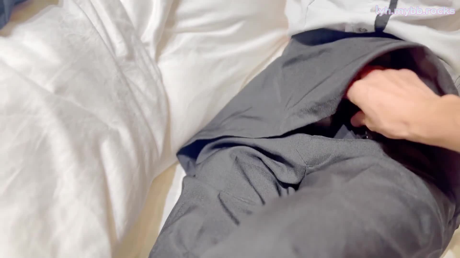 暑期麦当劳兼职的小学妹极品无毛白虎嫩穴无套中出酥酥的每一寸皮肤粉嫩的乳头操她都舍不得太狠