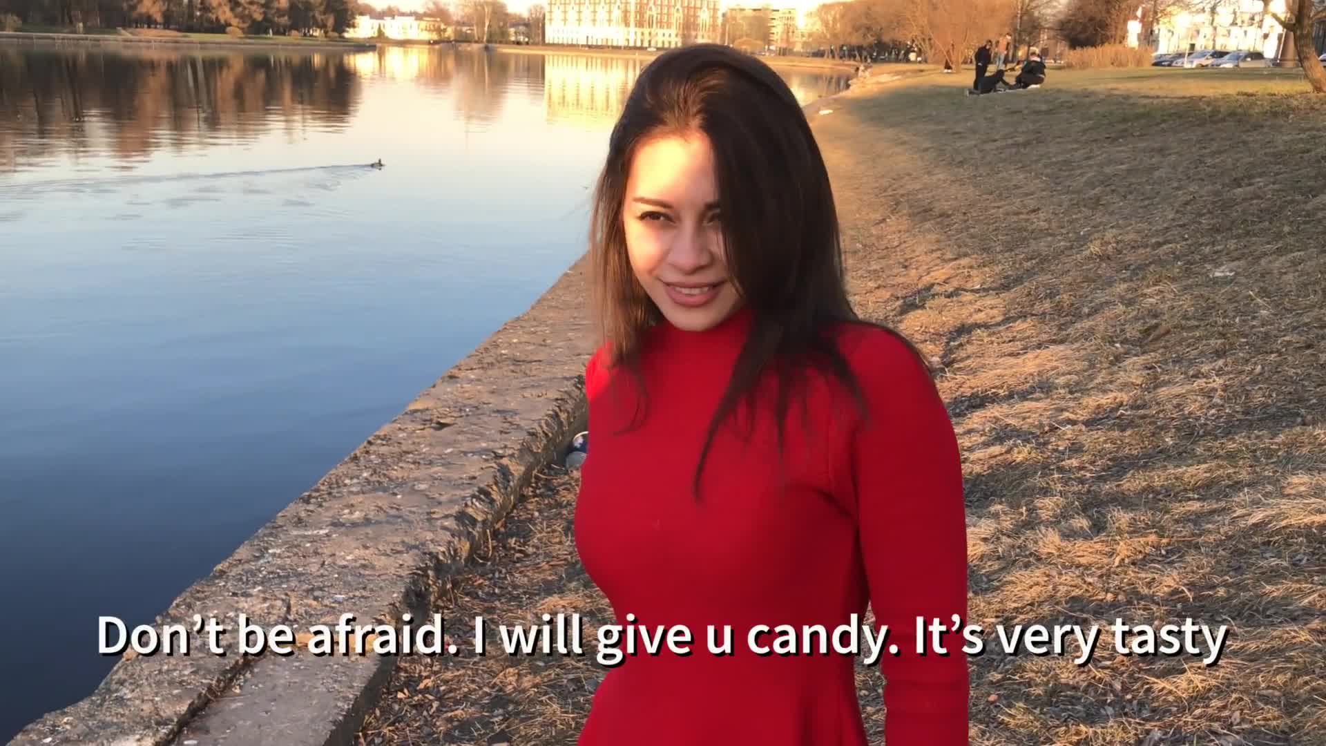 девушка играется с хуйцом своего нового друга (ph5cbf49e712a89)