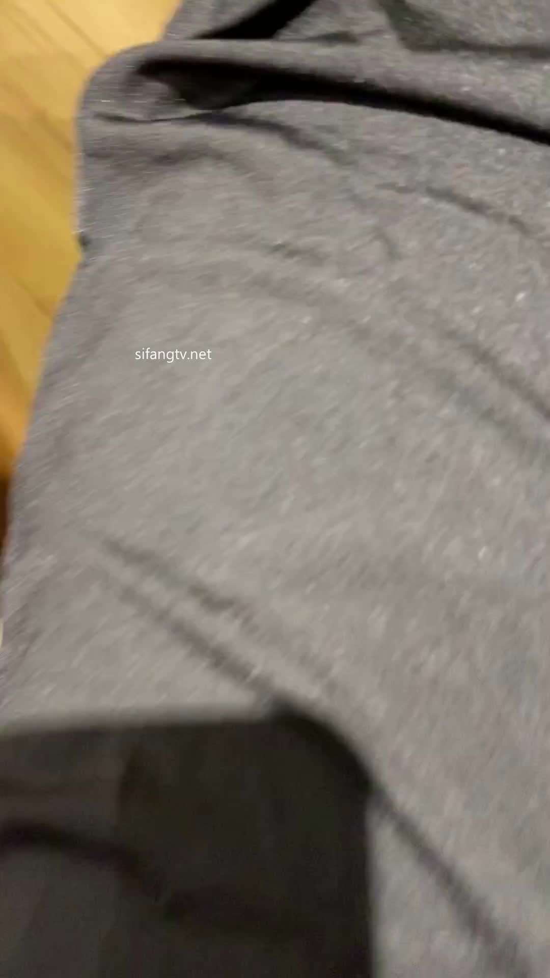 按在书房桌子上强行进入身体