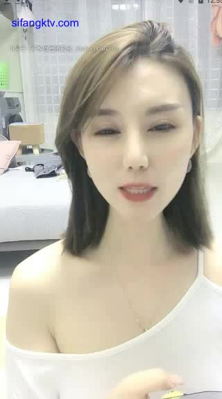 【菟菟呐】居家素颜~情趣制服~跳蛋塞B~互动抽插自慰【56V】 (2)