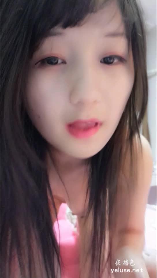 （34）全裸自慰手指抠逼定制站在门口抠逼呻吟自拍视频