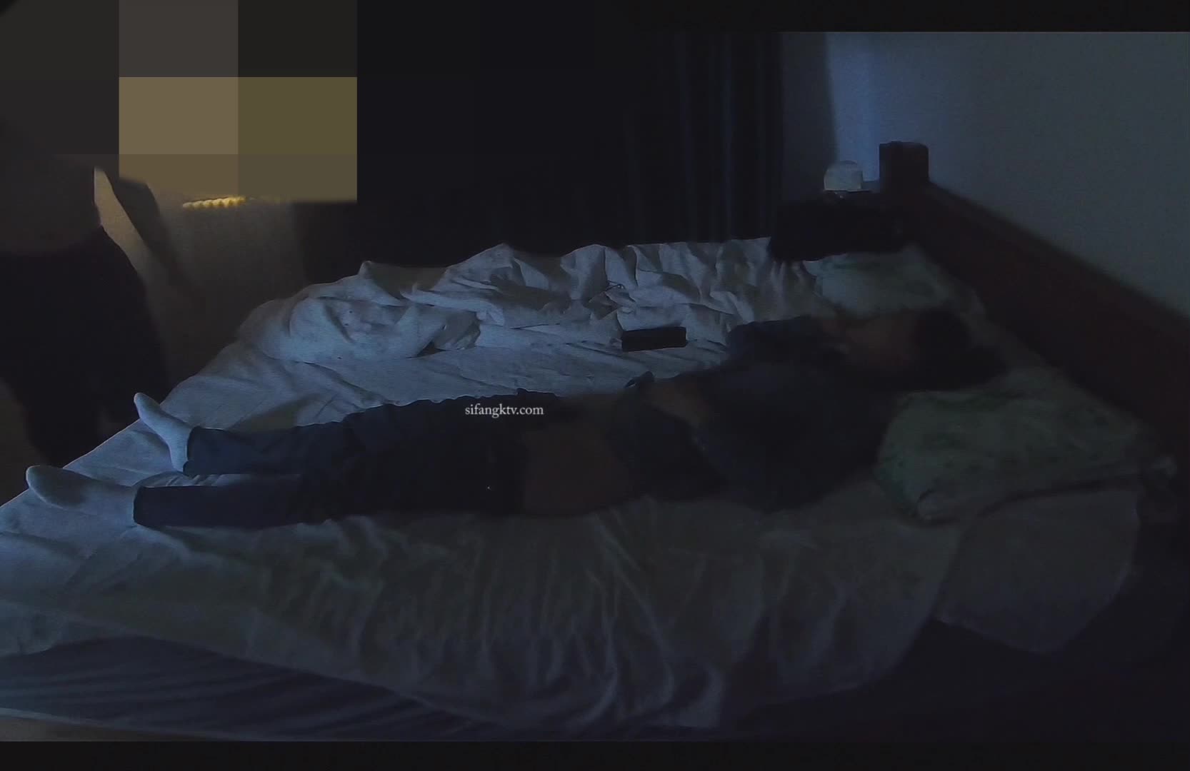 20221211-200339(0)01