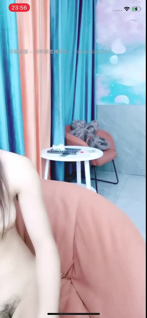 00后的小美女2021-12-28