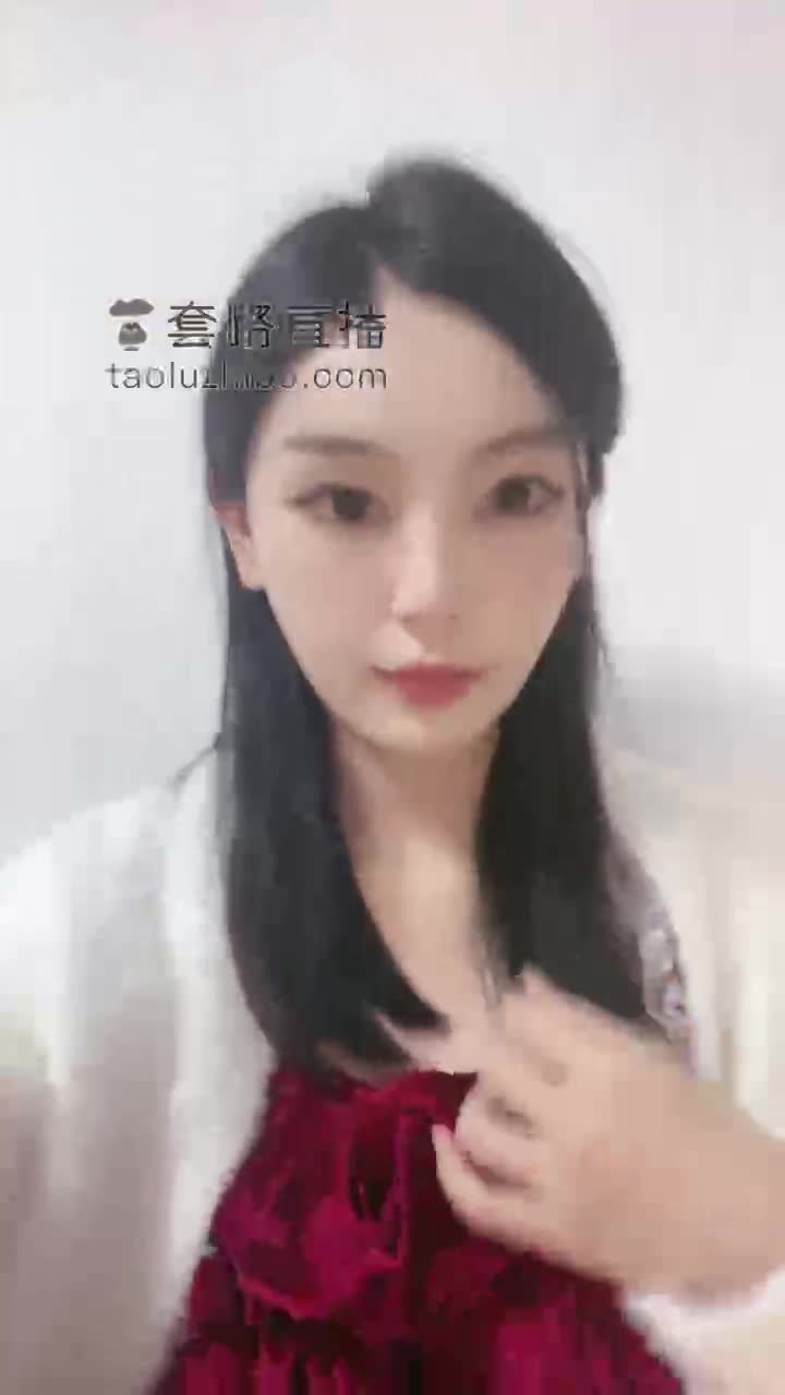 【视频】吃一口甜心-白丝拍手盯