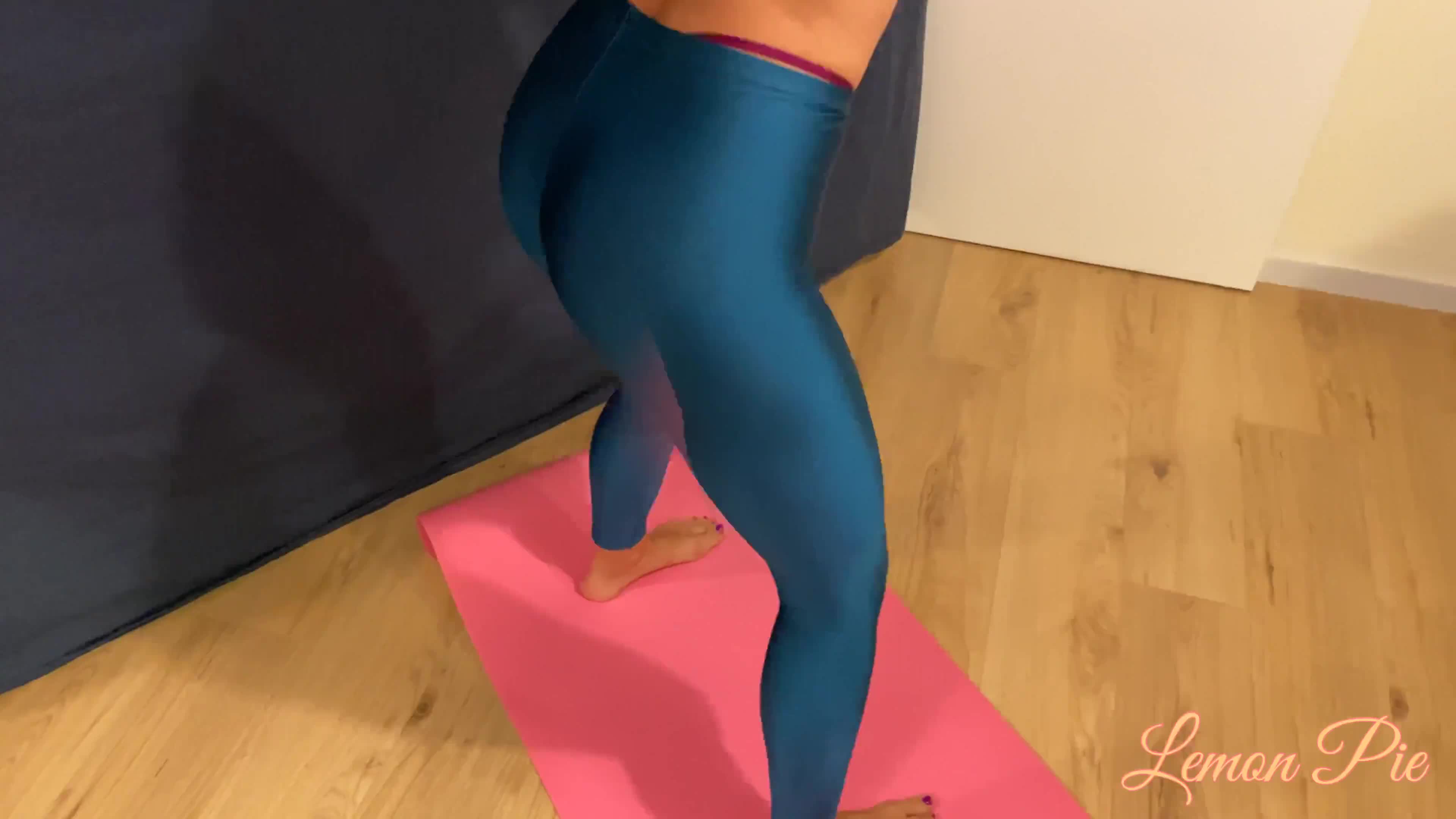 Amateur Model is Fucked Hard by Big Cock After Workout - MissLemonMrPie