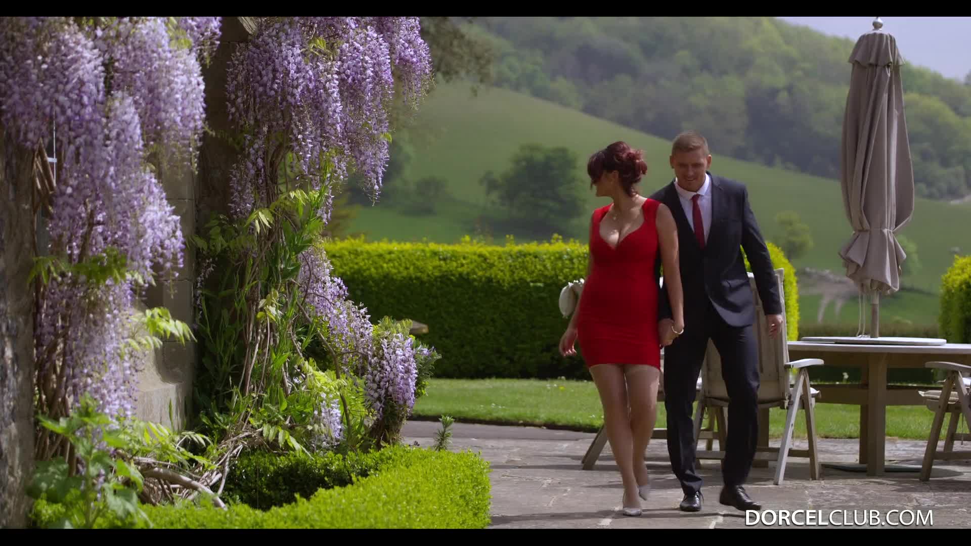 dorcelclub.17.02.01.emma.leigh.the.big.boobs.milf