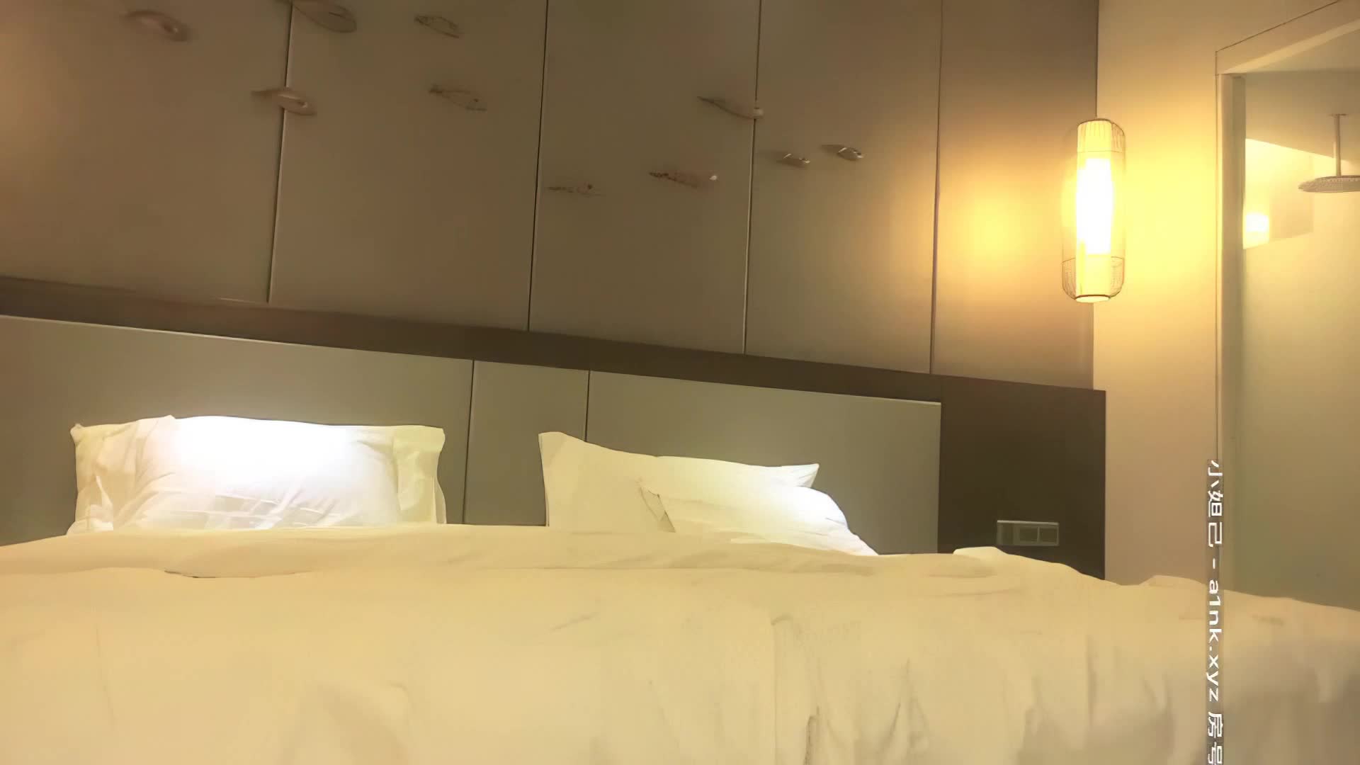 【ai高清2k修复】情感主博李寻欢长相甜美大奶妹子返场性感黑裙，深喉口交上位骑坐翘起屁股后入抽插