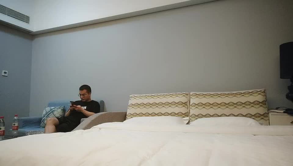 2048.cc@[原-版-]_033_小-苏-寻-花-_20210815