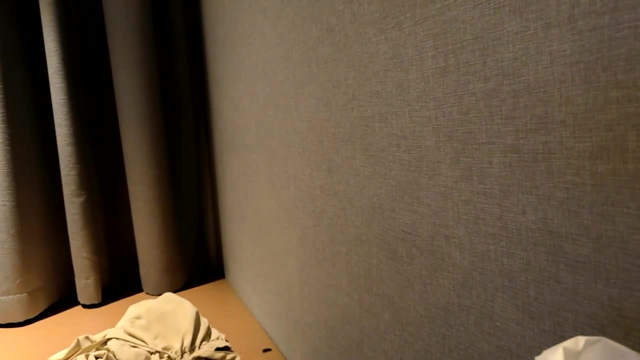 2023-2-24【瘦子探花梦幻馆】约操人妻骚御姐，中场休息完再干，沙发上乳交，骑乘爆插肥臀