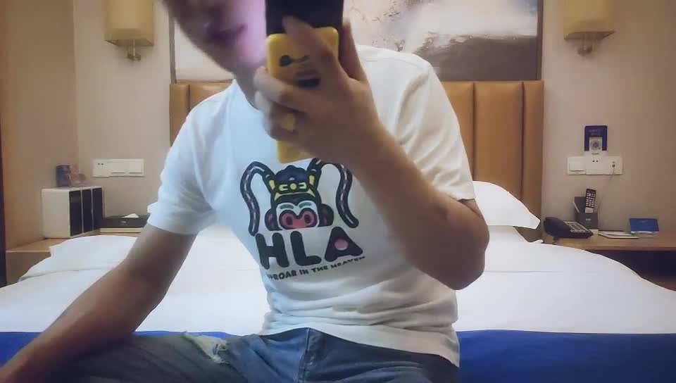 2048.cc@[原-版-]_002_阿-呆-寻-花-_啪-啪-_20210830