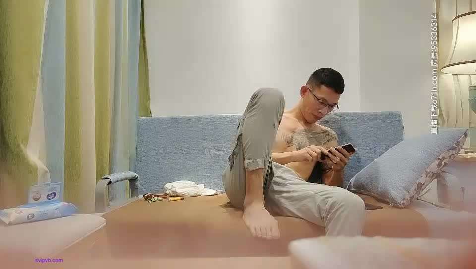 鸭哥探花约了个花臂纹身双马尾妹子，沙发上操倒立口交上位骑乘大力猛操_(new)