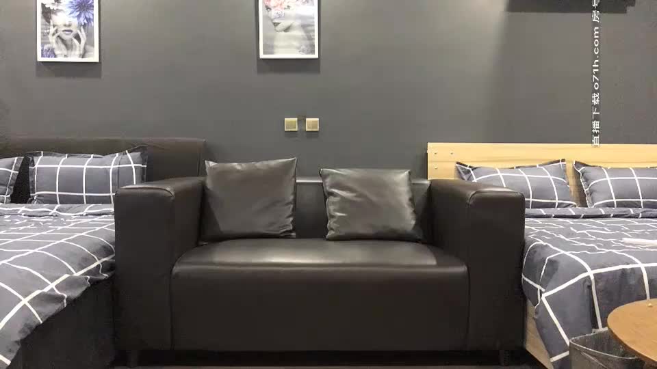 男爵全国探花约了个长相甜美高颜值妹子，穿上黑丝高跟鞋口交骑乘站立后人猛操