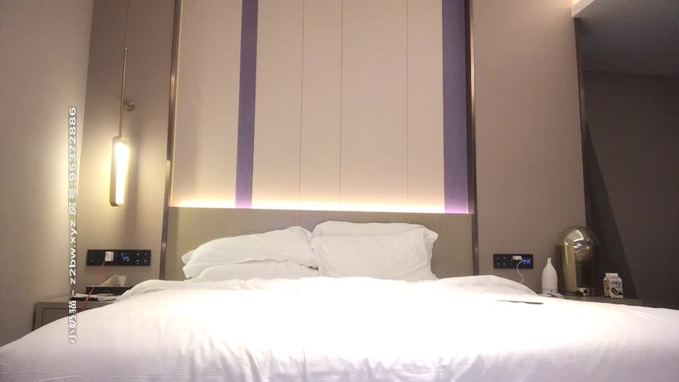 2048.cc@[原版]小宝寻花_啪啪极品_20201206