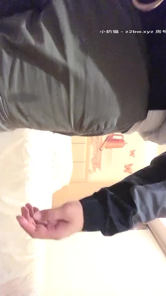 2048社区 - big2048.com@2020.12.8【小宝寻花】红内裤战神再回一哥宝座，极品高端外围女神，白小纯超粉嫩，激情啪啪娇喘不断