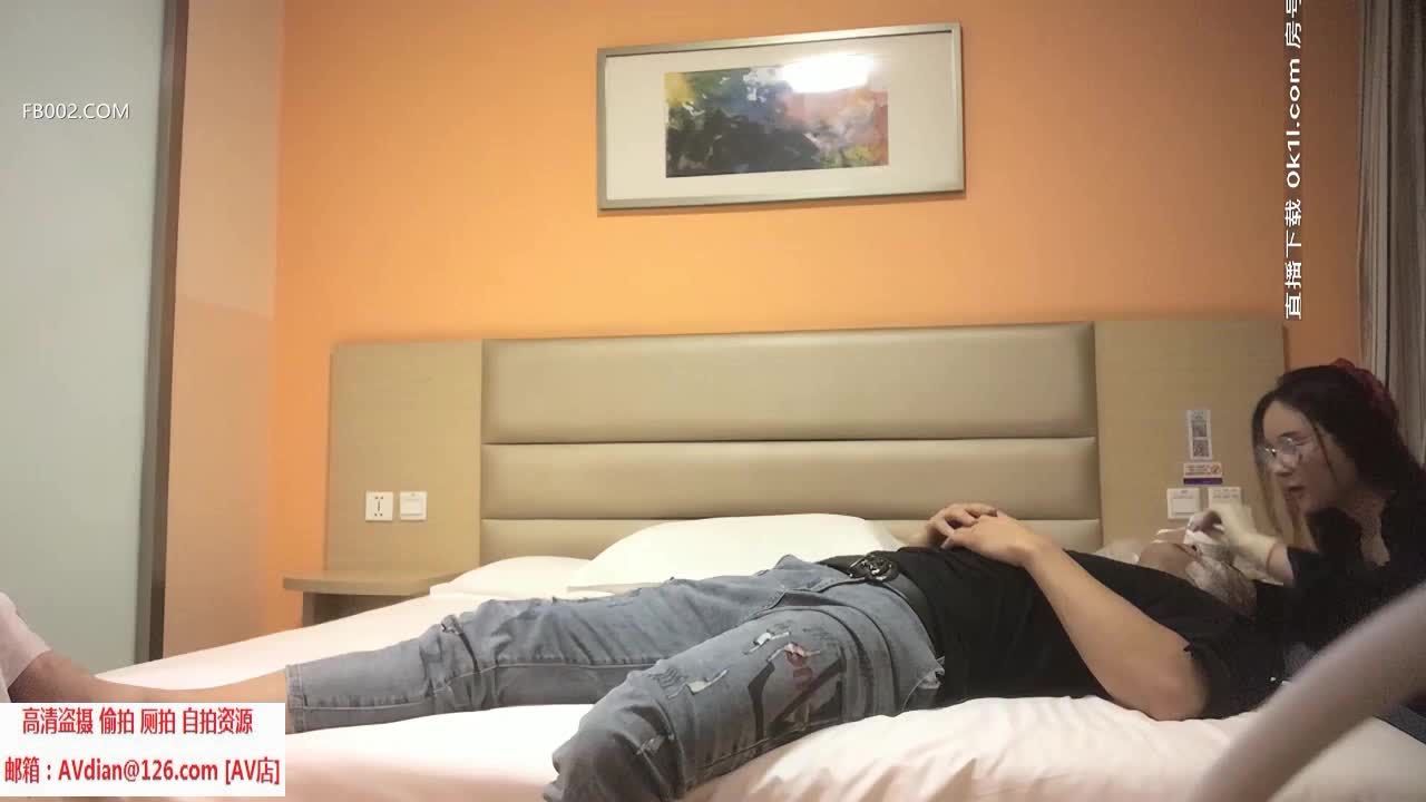 【ai高清2k修复】2020,9,30【肌肉佬探花】极品美容院兼职美女，服务周到身材火辣，各种手法让猛男欲仙欲死，高清源码录制【水印】