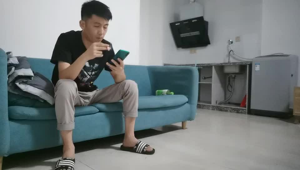 2048.cc@[原-版-]_007_采-花-的-阿-郎-_啪-啪-_20210825