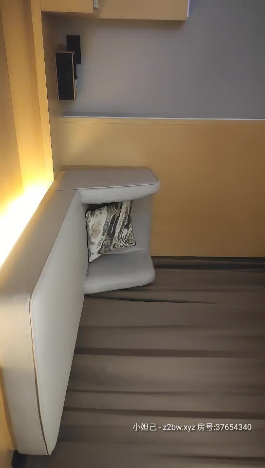 2021.2.10，【步宾寻花】门票138，年夜狂欢，极品大圈女神，神似王鸥，更年轻更漂亮，最佳视觉，门票值得